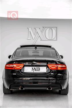 جاكوار XE